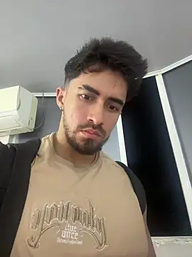 Brad_Summer live sex cam