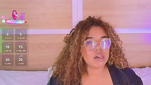 _nickypurple_'s cam snapshot