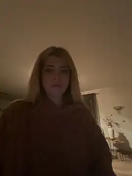 MelliMoon's cam snapshot