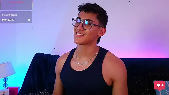 SalvadorFit live sex cam