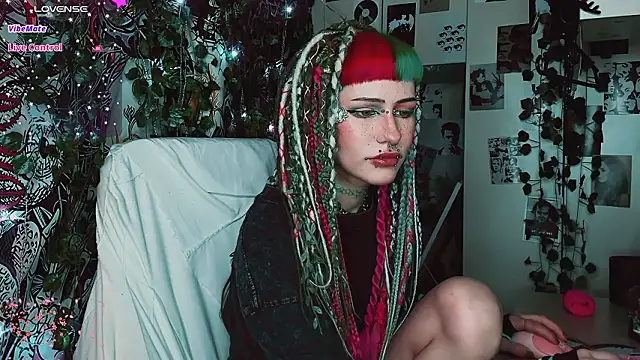 say_mary's cam snapshot