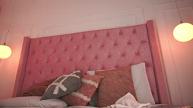 Honeyymoonn_'s cam snapshot