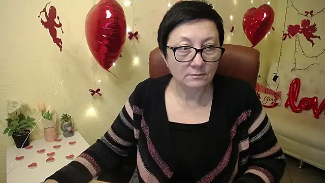 EmilyL0ve's cam snapshot