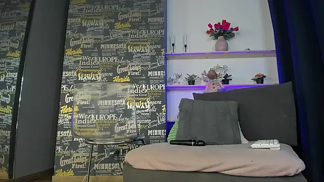 DemmiLove's cam snapshot