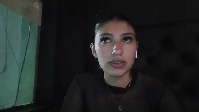 AliceTeenager___'s cam snapshot