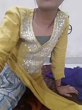 Alpee_kumri's cam snapshot