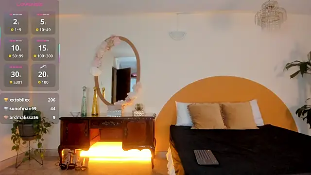 liaa_moretti_'s cam snapshot