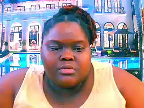 EbonyHotBuns's cam snapshot