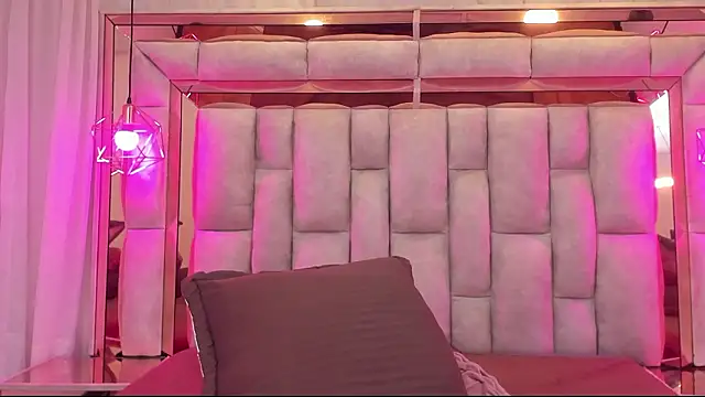 Lily_Grey's cam snapshot