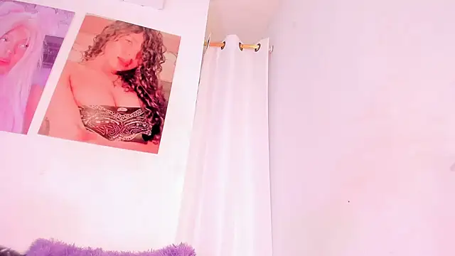 MiaKirshner's cam snapshot