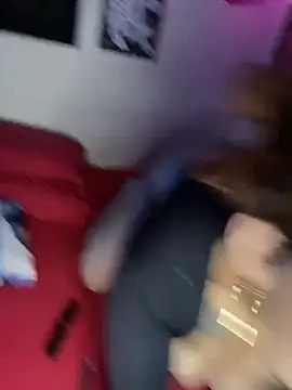 name_less_lulu's cam snapshot