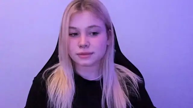 Lulu_Di's cam snapshot