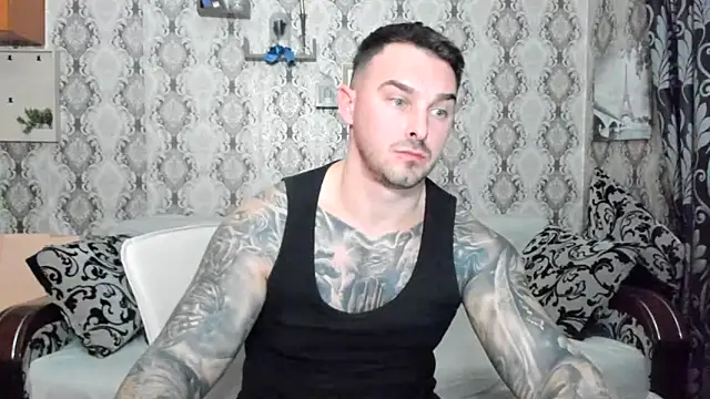 Jonmusclemaster live sex cam