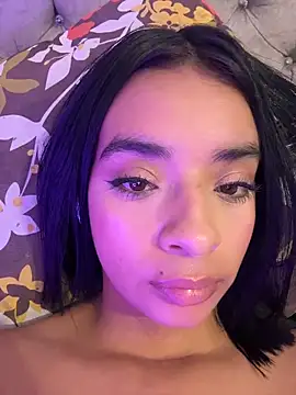 Laura_fernandezII live sex cam