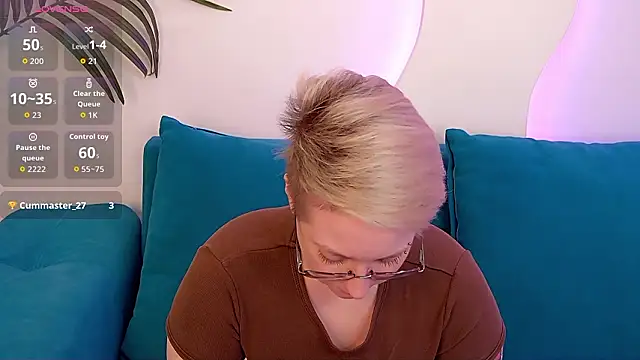 AlexandraGreen live sex cam