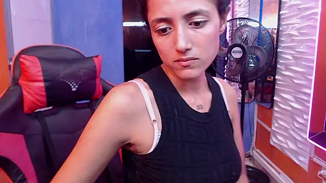 emily_rz1's cam snapshot