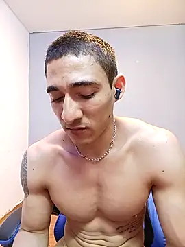 jhonny_thes28 live sex cam