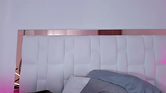 ZoeBarnett's cam snapshot