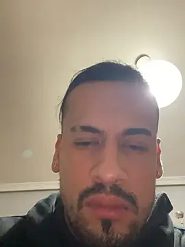 leonidas0117 live sex cam