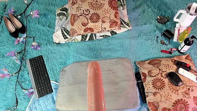 Eilin_clio live sex cam