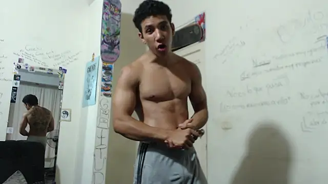 ethan_noir live sex cam