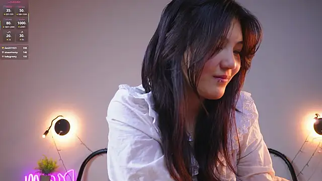 MoiraEger live sex cam