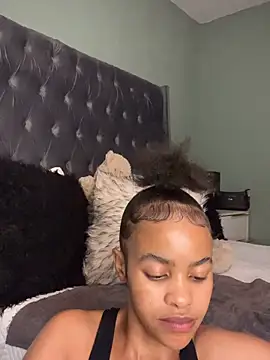 Hot_Mess18's cam snapshot