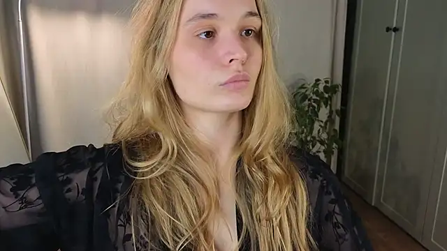 lisa_schiele's cam snapshot