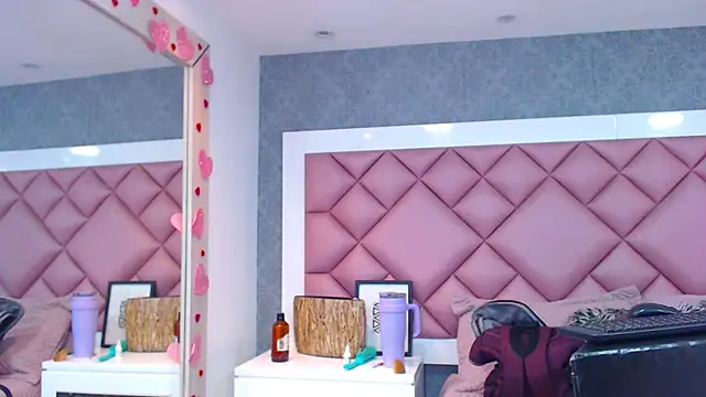 Thegreatonelady live sex cam