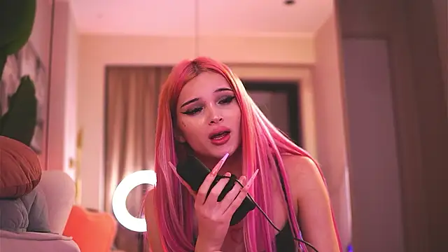 KatiaFinesse live sex cam