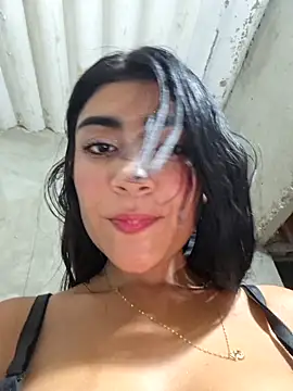 Sweed-virgin-pussy live sex cam