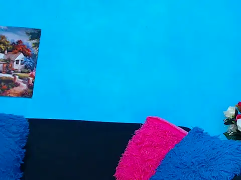 SEXYEROTICDOLL22's cam snapshot