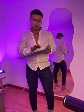 Chris_Clarck live sex cam