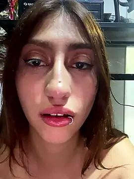 sophie_blue22's cam snapshot