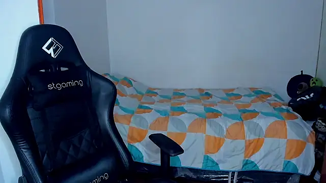 Tommy_Bred live sex cam