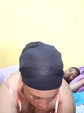 Prettyboobiesx's cam snapshot