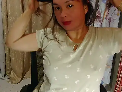 Pink_Scarlet's cam snapshot