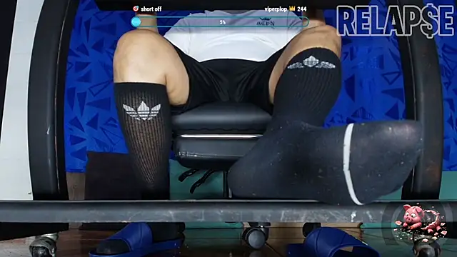 Alphacashmaster777's cam snapshot