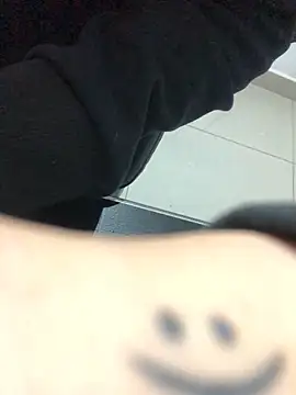 MAVI_EC_'s cam snapshot