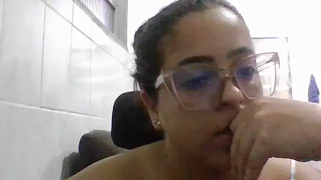 Leopedra2211's cam snapshot