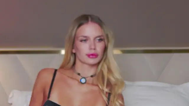 KristinaMaers live sex cam