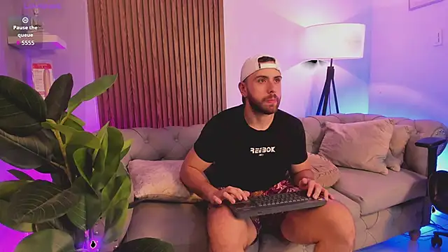 Maximo_Wolff's cam snapshot