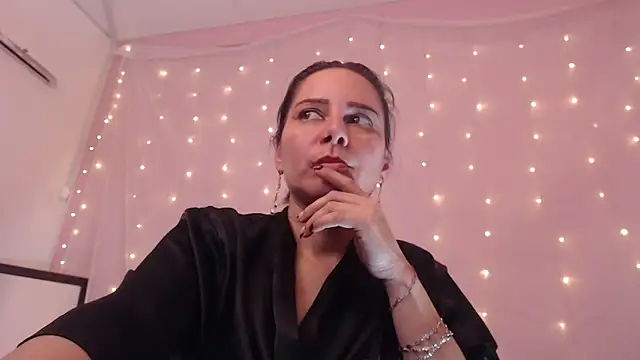 camila_delarosa's cam snapshot