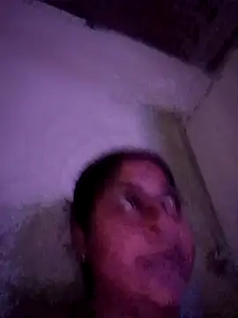 Giselabrunette25's cam snapshot