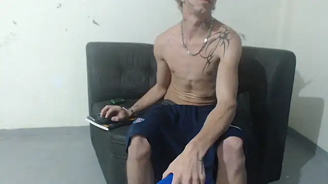 Dan_jonson15's cam snapshot