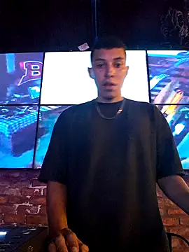 AlexP1090's cam snapshot