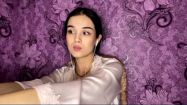 AylinBlush's cam snapshot