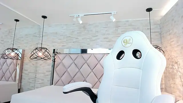 celene_midnight live sex cam