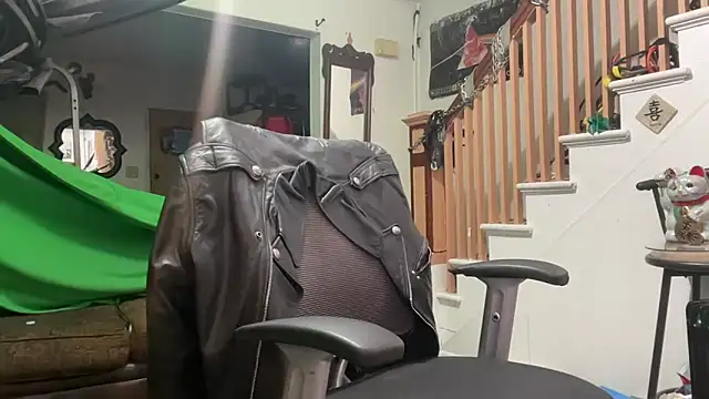 MasterDaddyCool live sex cam