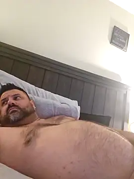 Roddog18 live sex cam